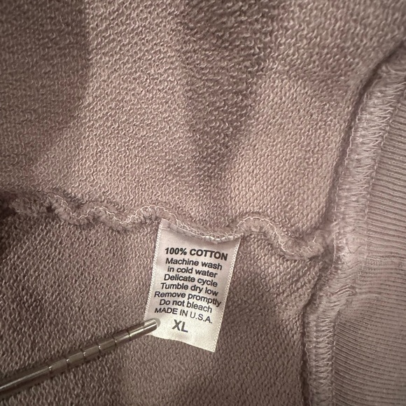 NWT Fam Los Angeles The Big Chill hoodie size XL
Pit to pit: 26”
Length:… - Picture 5 of 5